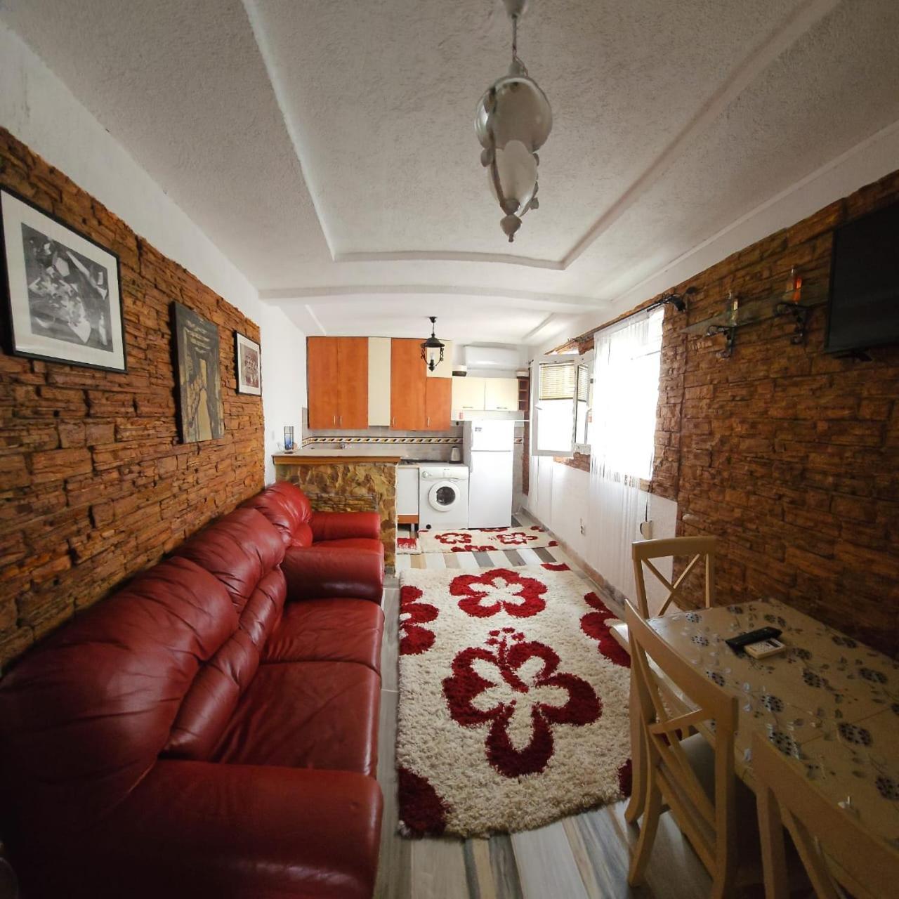 Apartman Studio Nedovic บุดวา ภายนอก รูปภาพ